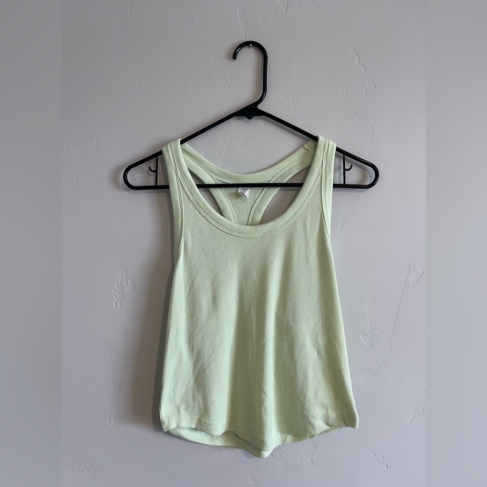 Old Navy Ultra Lite Razorback